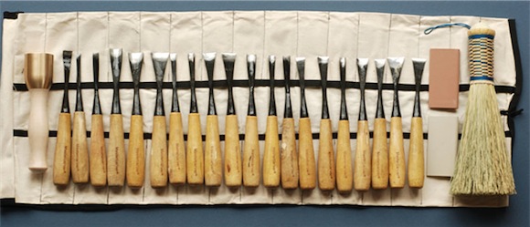 set-of-wood_sculpting_tools-s