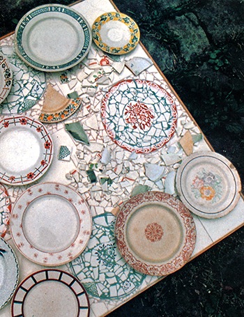 Mosaic plates
